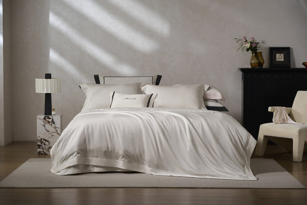 Meteor Trail Bedding