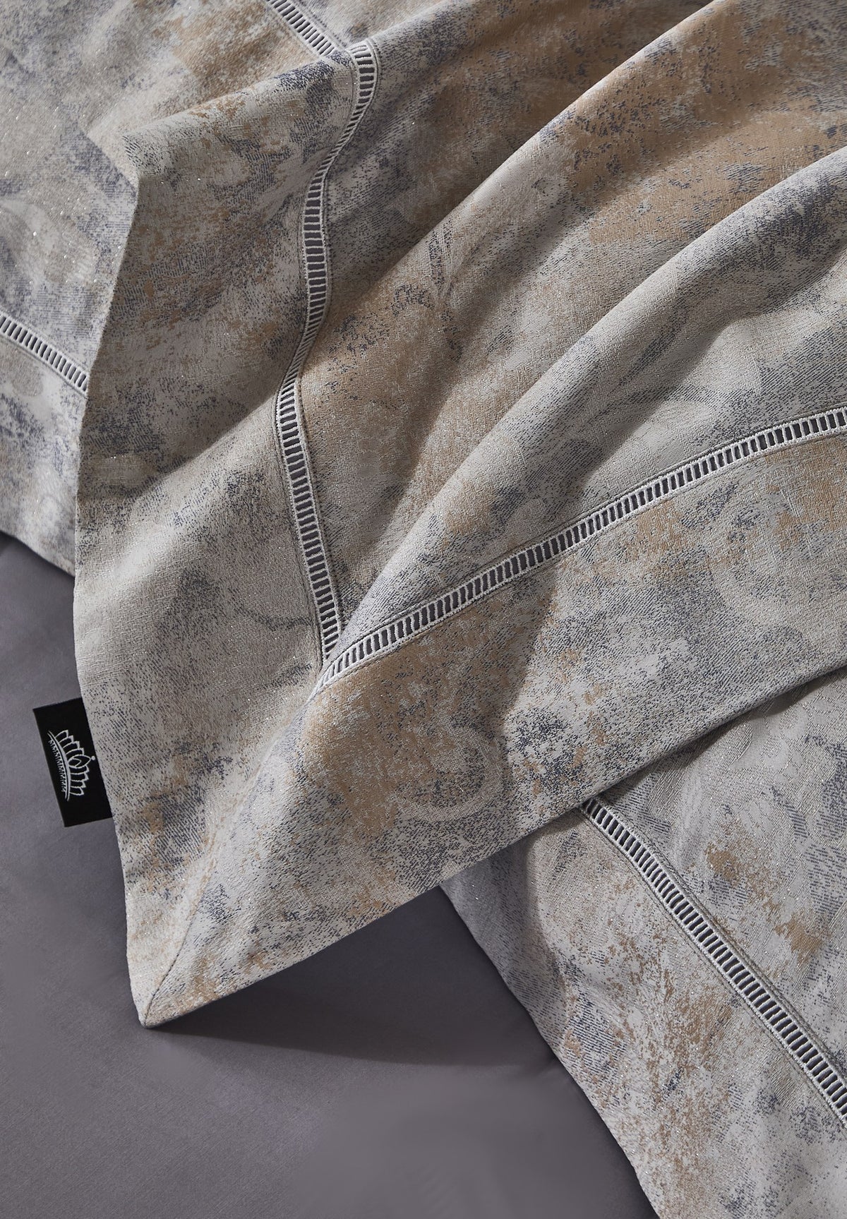 Beyond the Heart Bedding — view 12