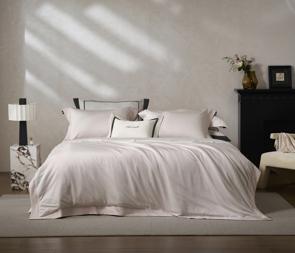 Meteor Trail Bedding — Pink — view 6