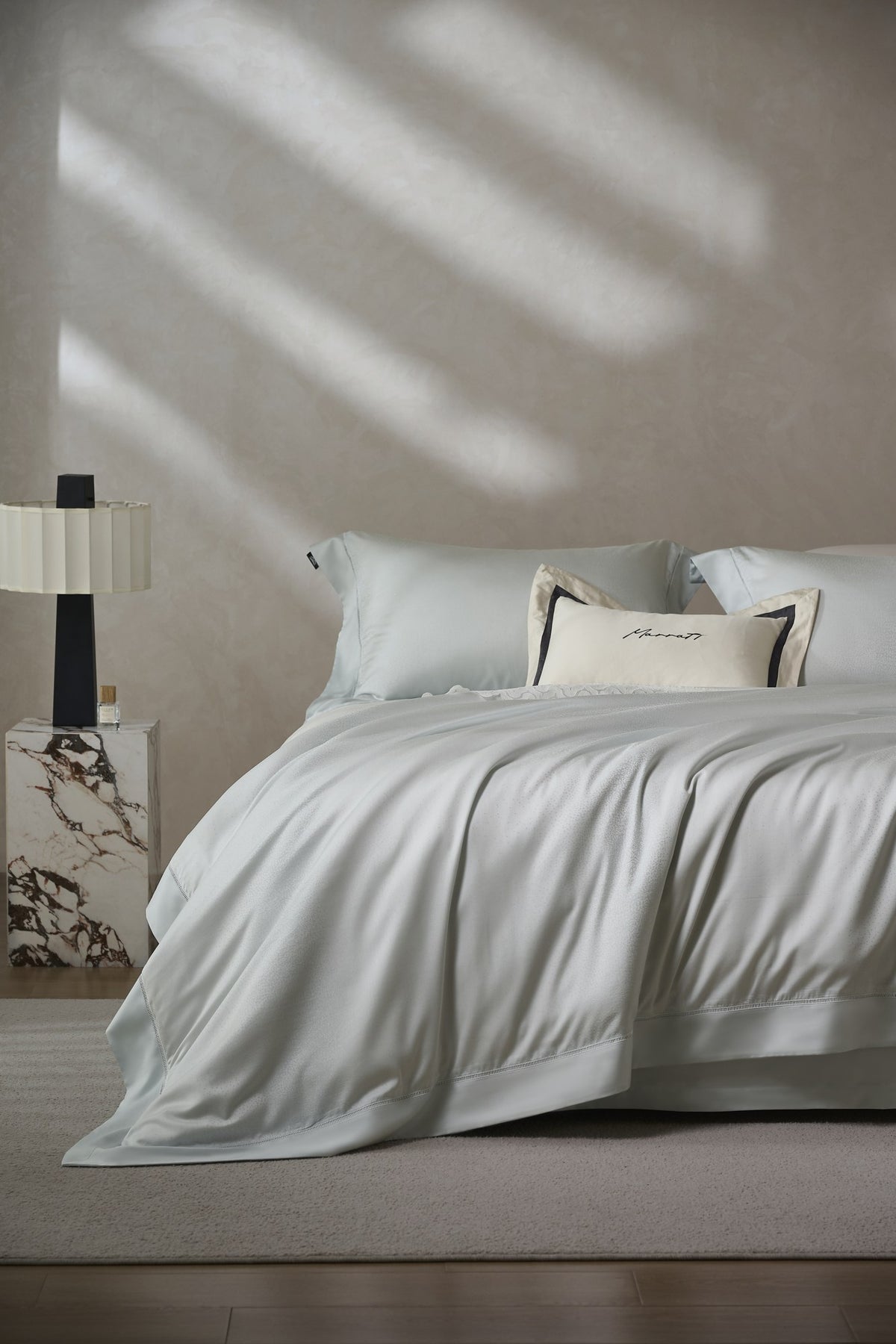 Meteor Trail Bedding — Blue — view 16
