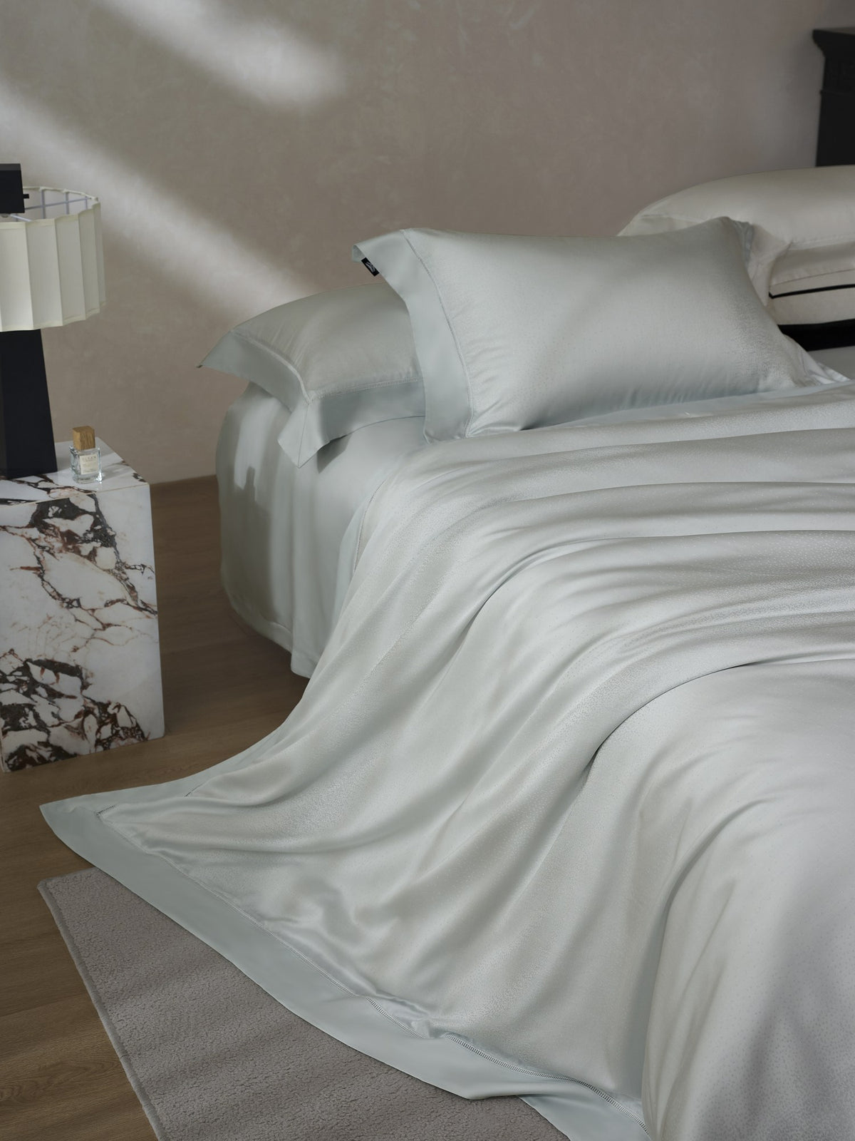 Meteor Trail Bedding — Blue — view 18