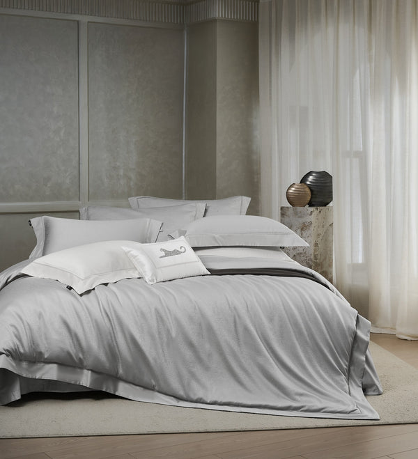 Soft Light Bedding