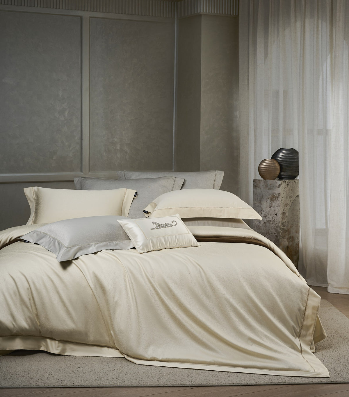 Soft Light Bedding — White — view 7