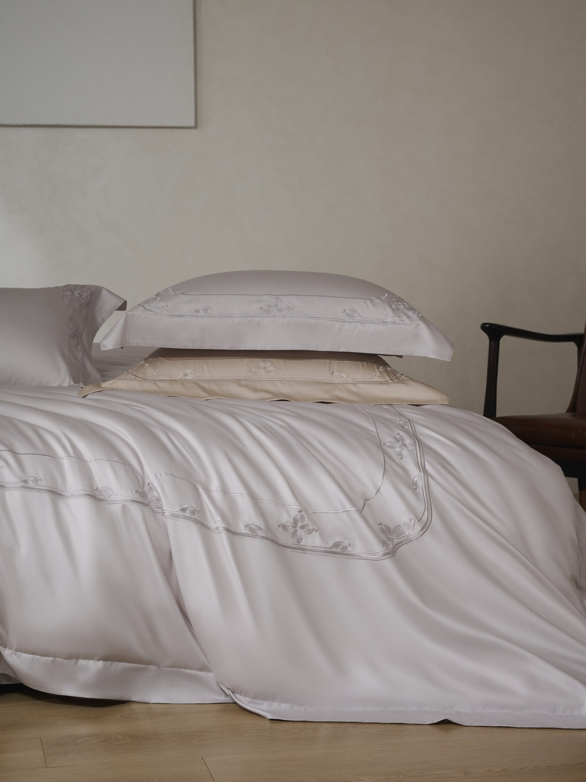 Oriental Elegance Bedding — Grey Lavender — view 5