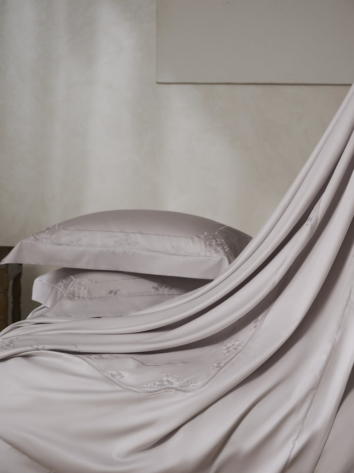 Oriental Elegance Bedding — Grey Lavender — view 7