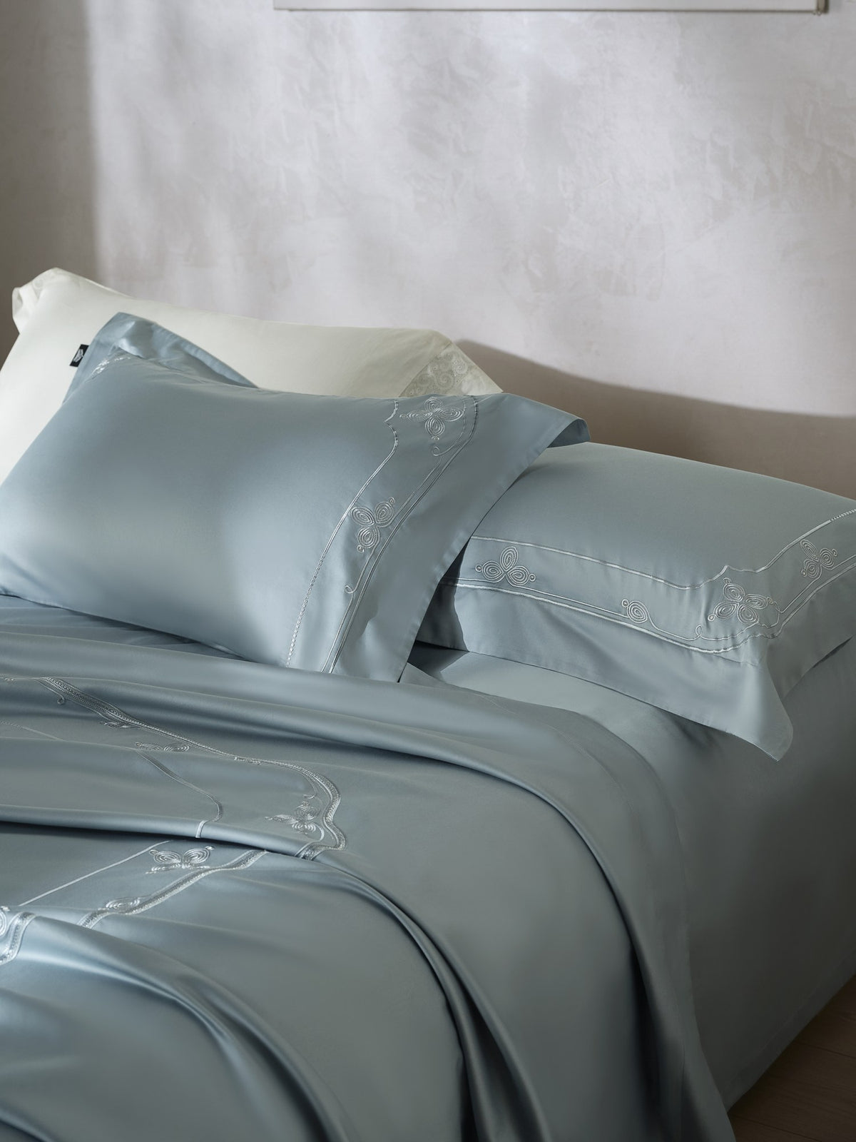 Oriental Elegance Bedding — Fresh Blue — view 17