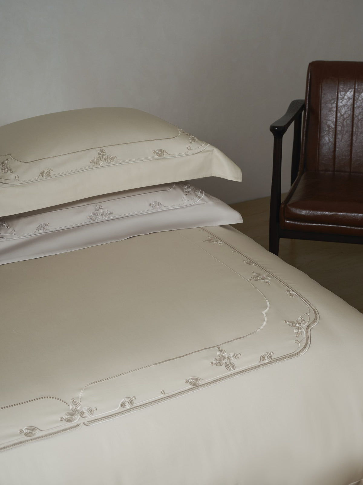 Oriental Elegance Bedding — Ivory — view 22