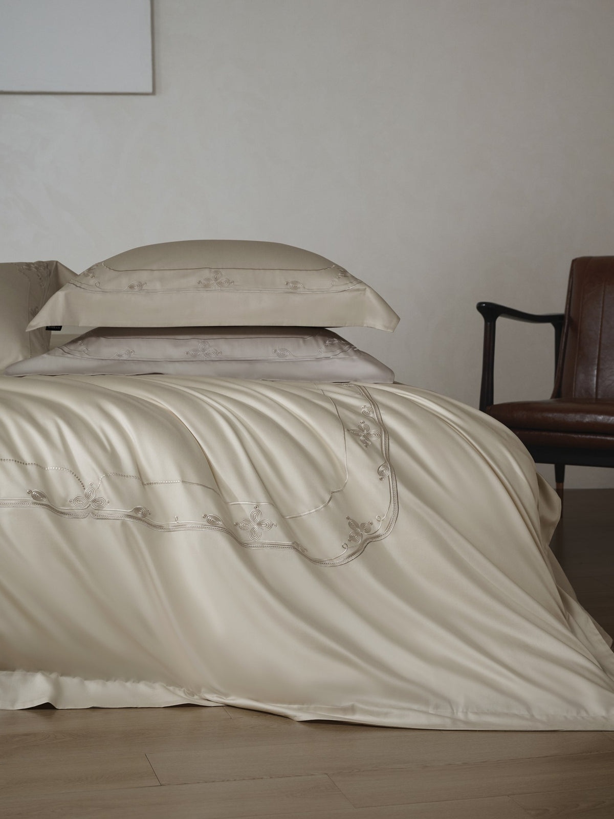 Oriental Elegance Bedding — Ivory — view 23