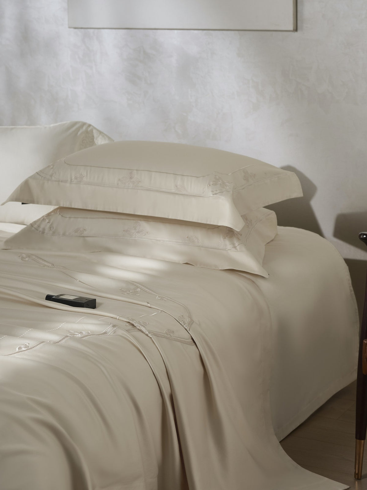 Oriental Elegance Bedding — Ivory — view 27
