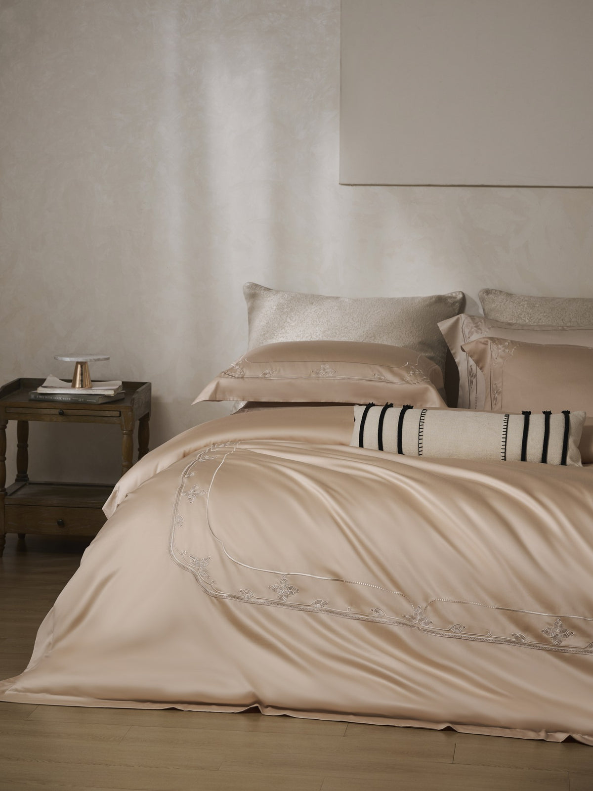 Oriental Elegance Bedding — Silver Pink — view 29