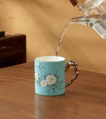 Hand-Painted Blue Renxin Mug - 340 ml